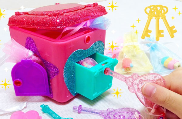 Surprise-Jewellery-Box-Funlockets-Surprise-Toy.jpg